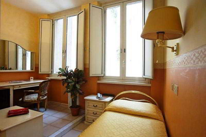 Hotel Trinita Dei Monti Roma Esterno foto